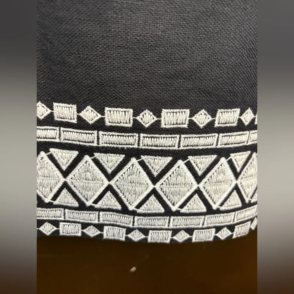 Kate Spade Skirt the Rules skirt Tribal Geometric embroidered trim sz 8 black